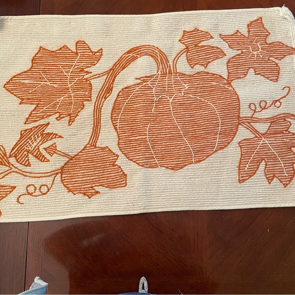 Fall/Autumn Pumpkin Rug/Mat for Bathroom/Kitchen - Picture 3 of 6